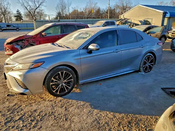 4T1G11AK7LU872220 2020 TOYOTA CAMRY - Image 1