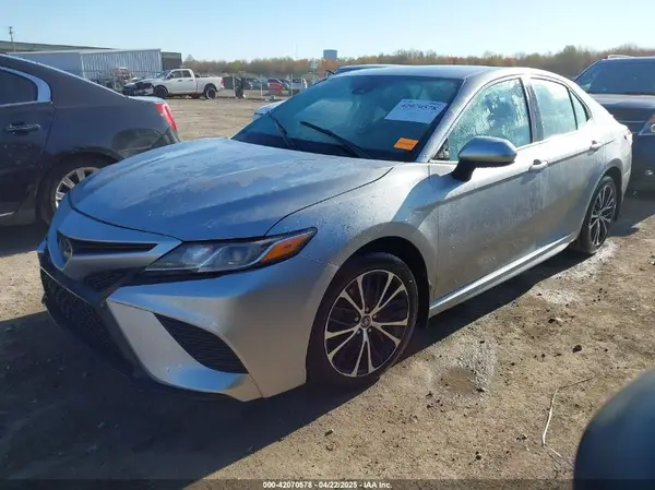 4T1G11AK7LU873268 2020 TOYOTA CAMRY - Image 2