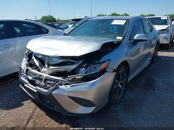 4T1G11AK7LU892998 2020 TOYOTA CAMRY - Image 2