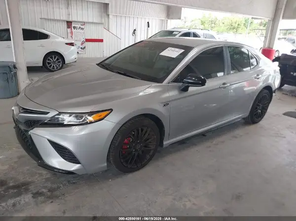4T1G11AK7LU907418 2020 TOYOTA CAMRY - Image 2