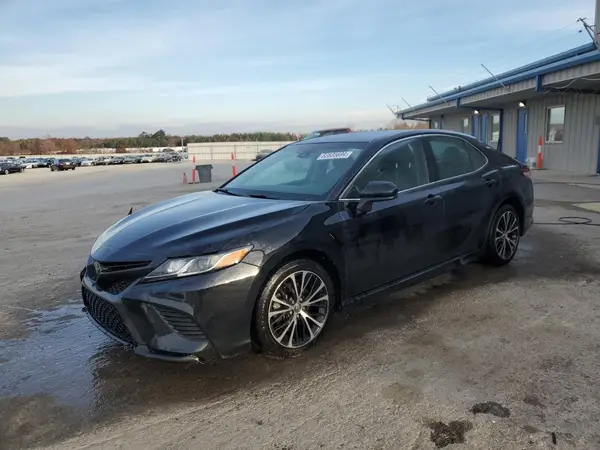 4T1G11AK7LU908617 2020 TOYOTA CAMRY - Image 1