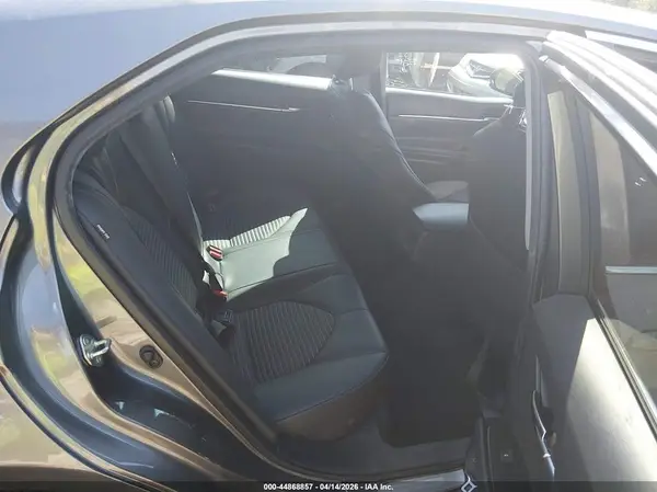 4T1G11AK7LU911758 2020 TOYOTA CAMRY - Image 8