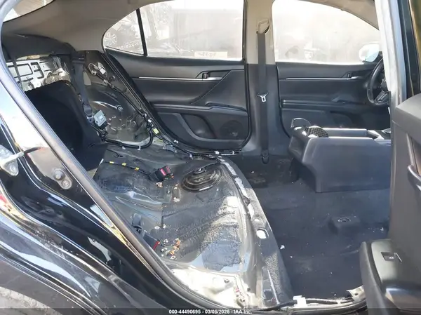 4T1G11AK7LU913574 2020 TOYOTA CAMRY - Image 8