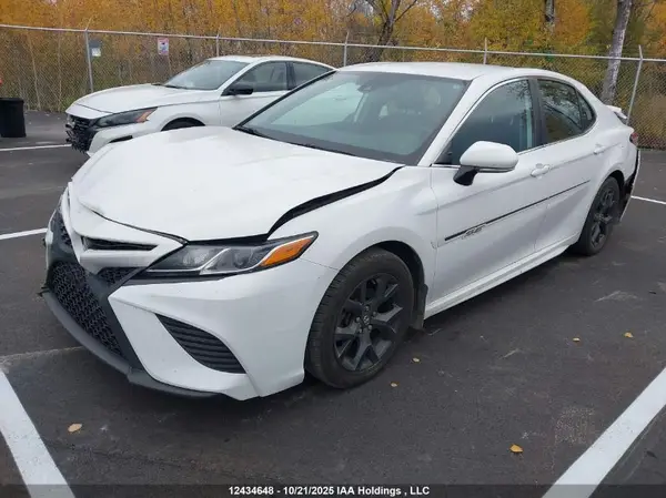 4T1G11AK7LU915776 2020 TOYOTA CAMRY - Image 2