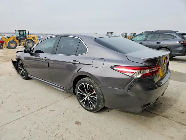 4T1G11AK7LU918239 2020 TOYOTA CAMRY - Image 2