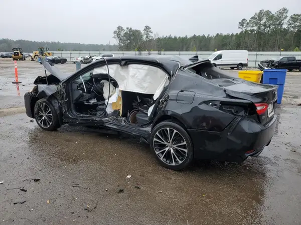 4T1G11AK7LU922646 2020 TOYOTA CAMRY - Image 2