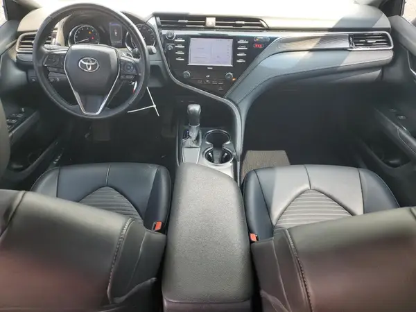 4T1G11AK7LU930018 2020 TOYOTA CAMRY - Image 8