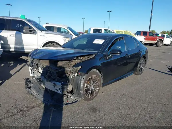 4T1G11AK7LU931587 2020 TOYOTA CAMRY - Image 2