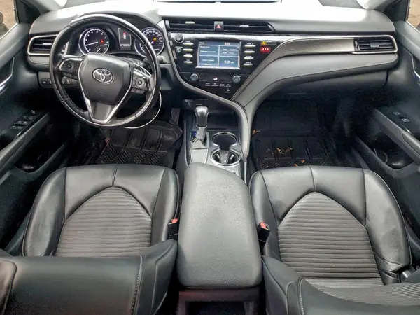 4T1G11AK7LU947210 2020 TOYOTA CAMRY - Image 8