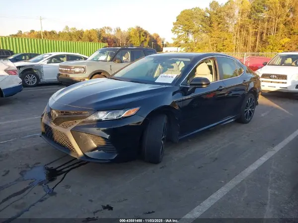 4T1G11AK7LU947403 2020 TOYOTA CAMRY - Image 2