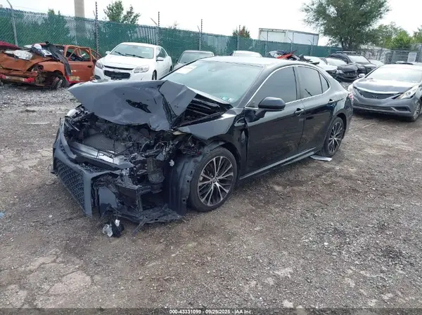 4T1G11AK7LU954836 2020 TOYOTA CAMRY - Image 2