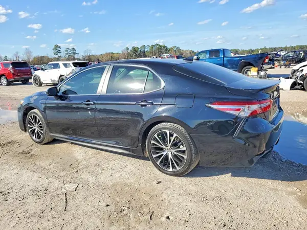4T1G11AK7LU963648 2020 TOYOTA CAMRY - Image 2