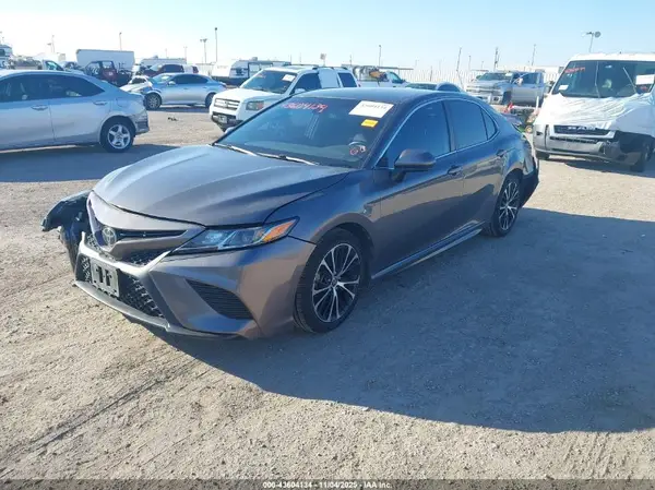 4T1G11AK7LU966632 2020 TOYOTA CAMRY - Image 2
