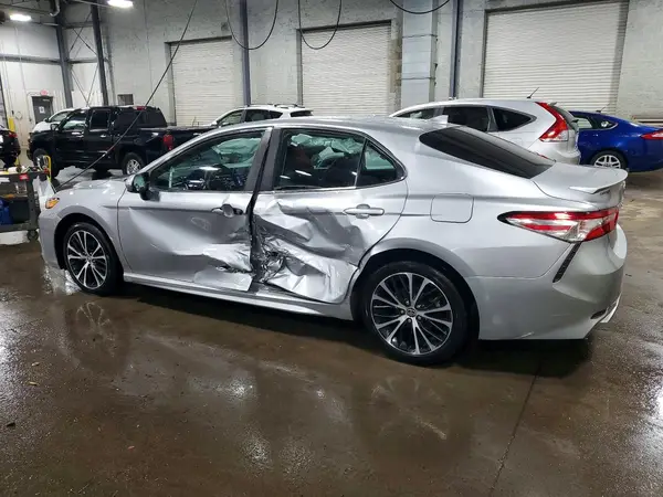 4T1G11AK7LU974570 2020 TOYOTA CAMRY - Image 2