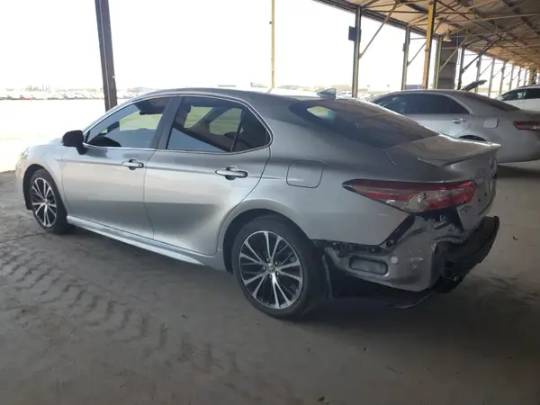 4T1G11AK7LU974620 2020 TOYOTA CAMRY - Image 2