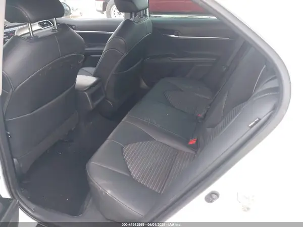 4T1G11AK7LU975234 2020 TOYOTA CAMRY - Image 8