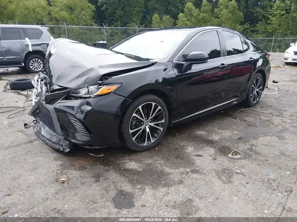 4T1G11AK7LU978246 2020 TOYOTA CAMRY - Image 2