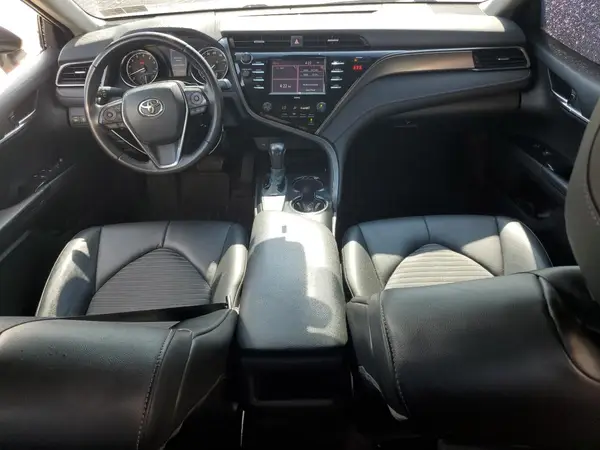 4T1G11AK7LU983706 2020 TOYOTA CAMRY - Image 8