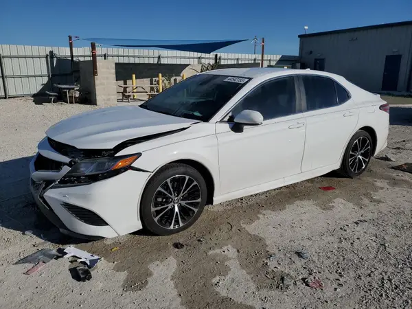 4T1G11AK7LU985634 2020 TOYOTA CAMRY - Image 1