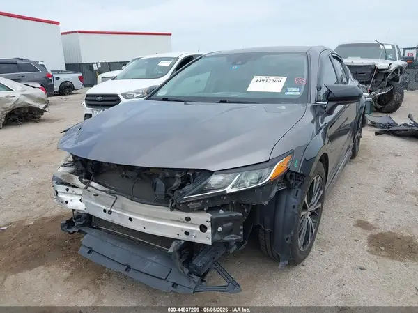 4T1G11AK7LU986024 2020 TOYOTA CAMRY - Image 2