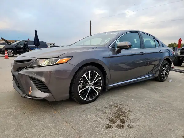 4T1G11AK7LU998173 2020 TOYOTA CAMRY - Image 1