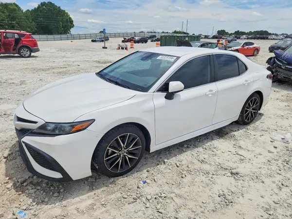 4T1G11AK7MU404182 2021 TOYOTA CAMRY - Image 1