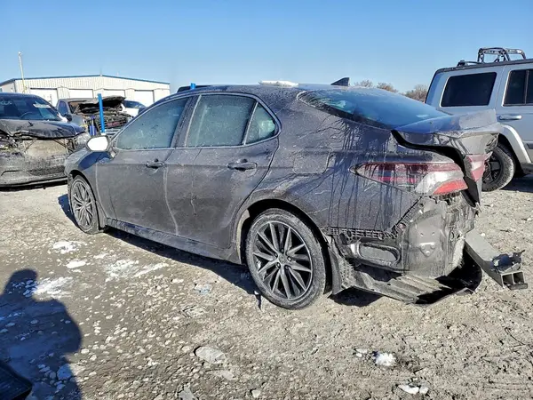4T1G11AK7MU406532 2021 TOYOTA CAMRY - Image 2