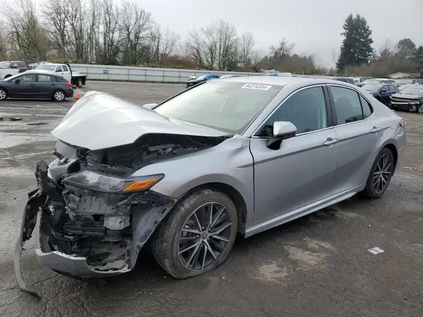 4T1G11AK7MU407812 2021 TOYOTA CAMRY - Image 1