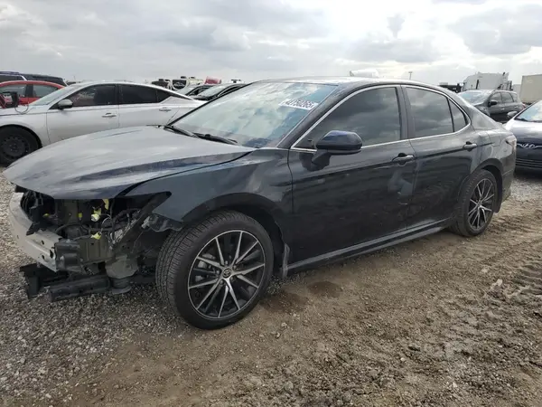 4T1G11AK7MU409866 2021 TOYOTA CAMRY - Image 1