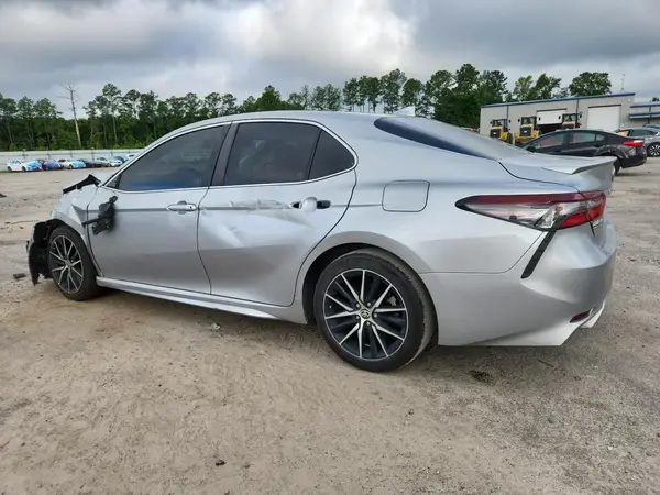 4T1G11AK7MU415599 2021 TOYOTA CAMRY - Image 2