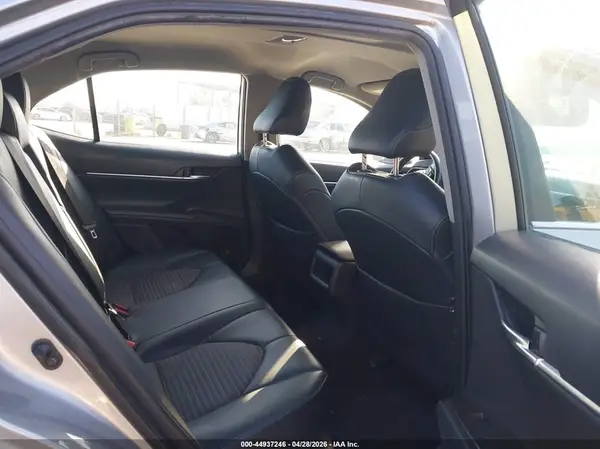 4T1G11AK7MU420432 2021 TOYOTA CAMRY - Image 8