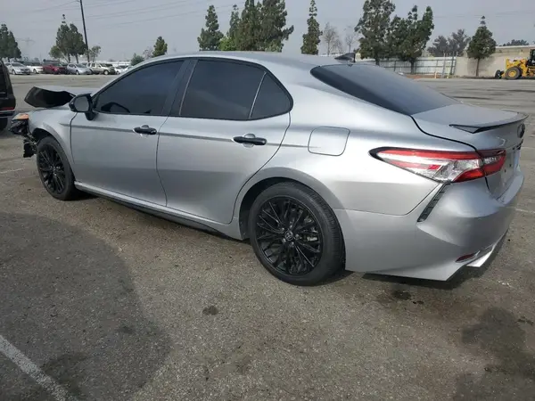 4T1G11AK7MU422391 2021 TOYOTA CAMRY - Image 2