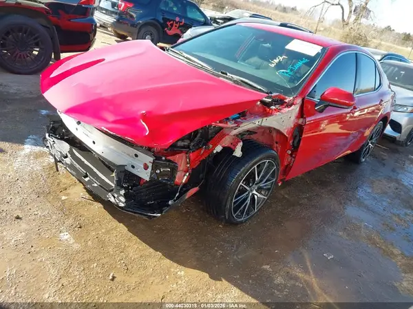 4T1G11AK7MU429910 2021 TOYOTA CAMRY - Image 2