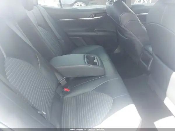 4T1G11AK7MU433679 2021 TOYOTA CAMRY - Image 8