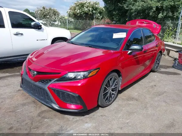 4T1G11AK7MU433858 2021 TOYOTA CAMRY - Image 2