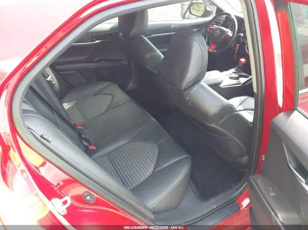 4T1G11AK7MU433858 2021 TOYOTA CAMRY - Image 8