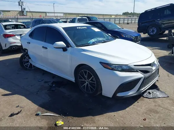 4T1G11AK7MU436128 2021 TOYOTA CAMRY - Image 1