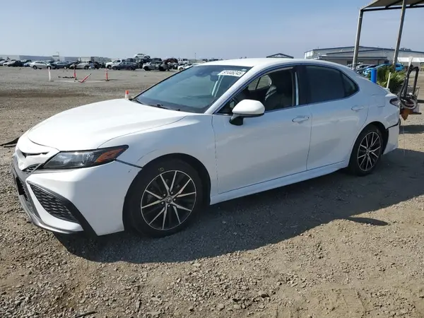 4T1G11AK7MU436839 2021 TOYOTA CAMRY - Image 1