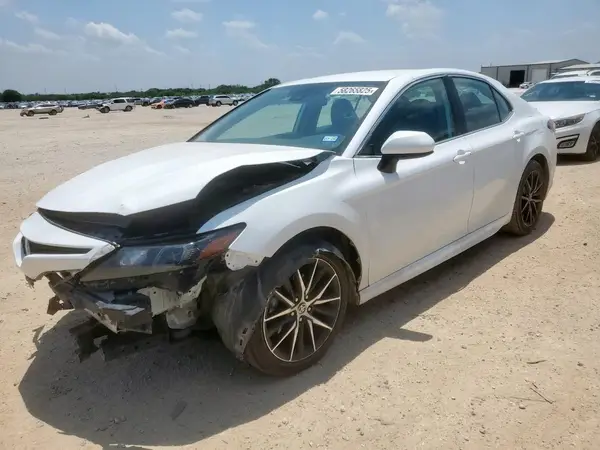 4T1G11AK7MU439126 2021 TOYOTA CAMRY - Image 1