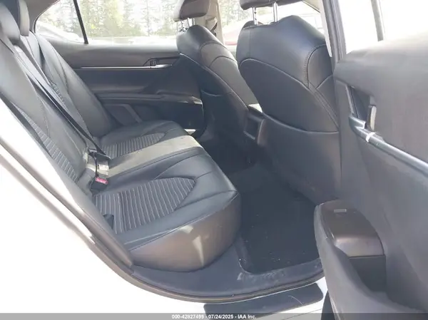 4T1G11AK7MU441717 2021 TOYOTA CAMRY - Image 8