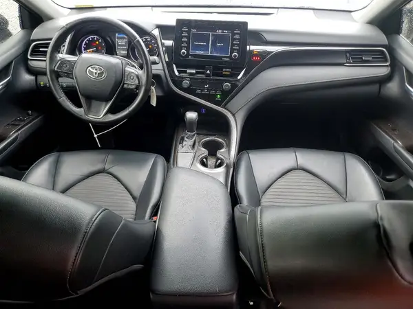 4T1G11AK7MU450031 2021 TOYOTA CAMRY - Image 8