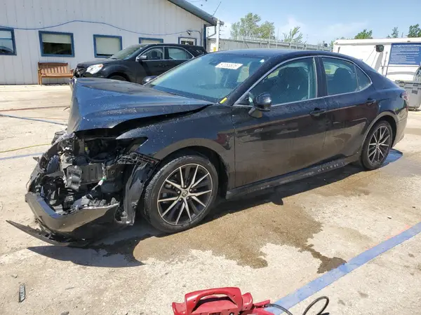 4T1G11AK7MU461725 2021 TOYOTA CAMRY - Image 1