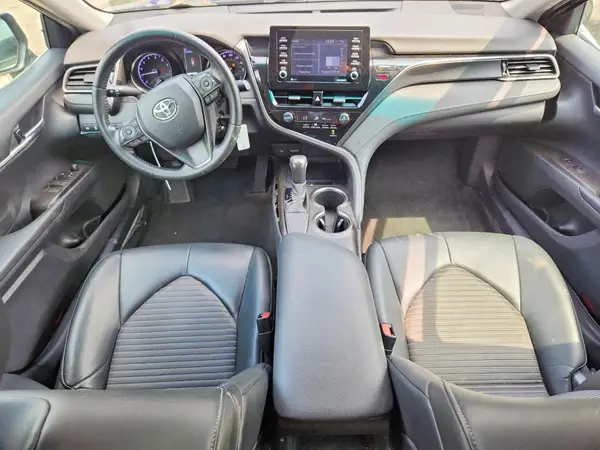 4T1G11AK7MU464561 2021 TOYOTA CAMRY - Image 8
