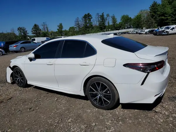 4T1G11AK7MU466553 2021 TOYOTA CAMRY - Image 2