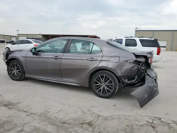 4T1G11AK7MU468674 2021 TOYOTA CAMRY - Image 2