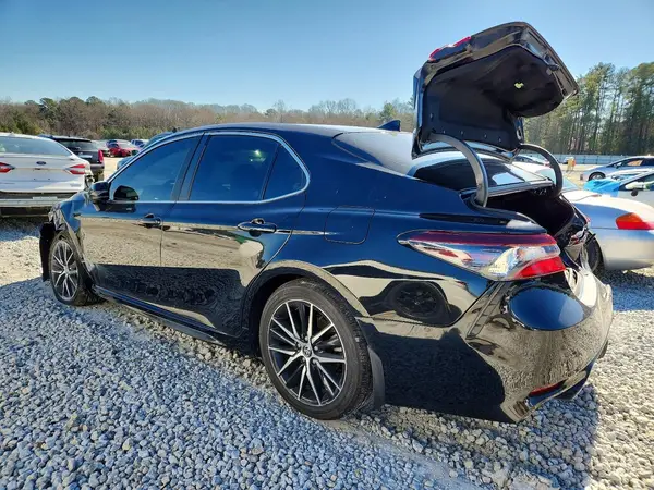 4T1G11AK7MU470750 2021 TOYOTA CAMRY - Image 2