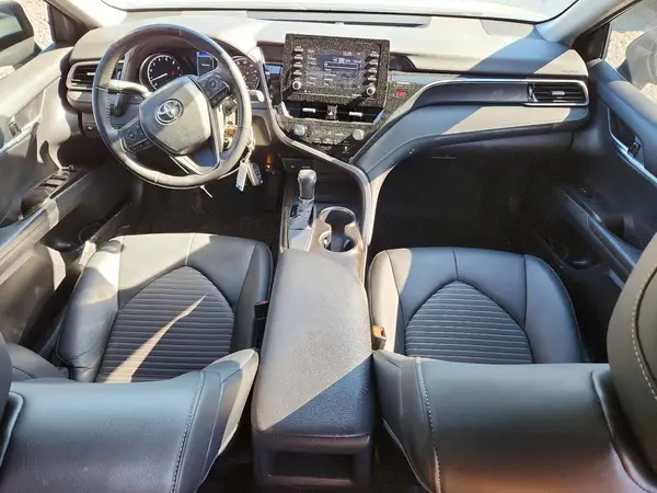 4T1G11AK7MU470750 2021 TOYOTA CAMRY - Image 8