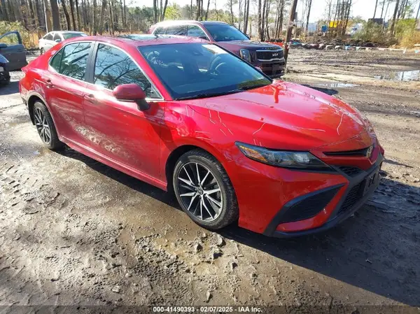 4T1G11AK7MU471896 2021 TOYOTA CAMRY - Image 1