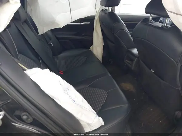 4T1G11AK7MU492327 2021 TOYOTA CAMRY - Image 8