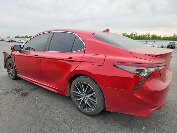 4T1G11AK7MU493042 2021 TOYOTA CAMRY - Image 2